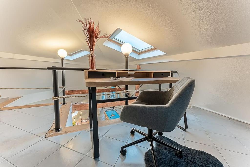 דירות וופרטל Loft Mit Billard-Tisch Und Ps4 מראה חיצוני תמונה