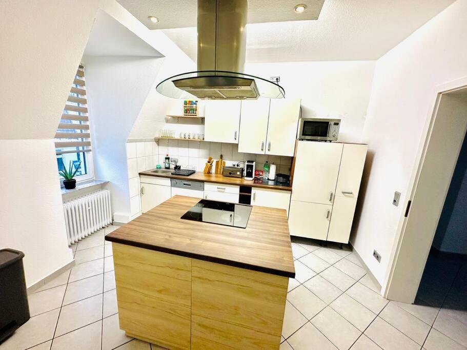 דירות וופרטל Loft Mit Billard-Tisch Und Ps4 מראה חיצוני תמונה