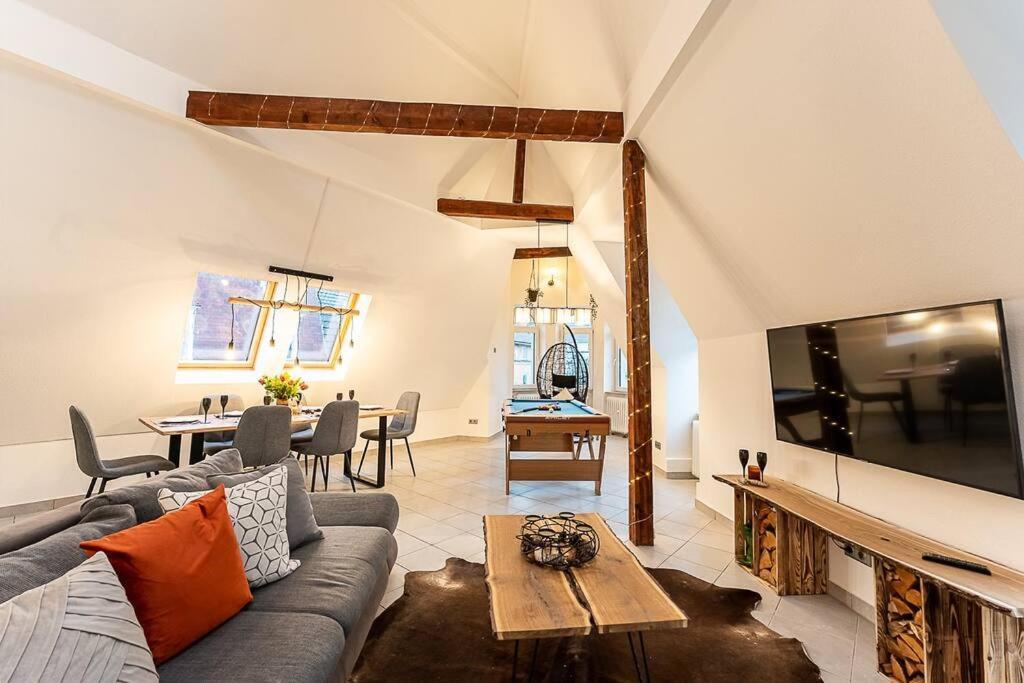 דירות וופרטל Loft Mit Billard-Tisch Und Ps4 מראה חיצוני תמונה